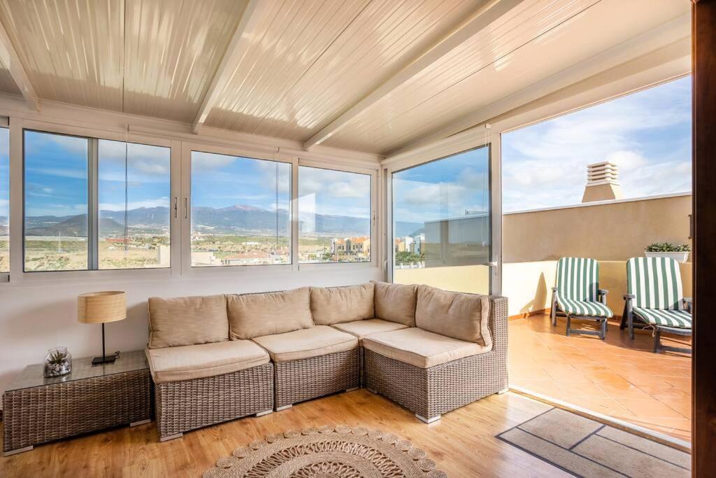 Fabuloso ático tranquilo con amplia terraza El Médano Exterior foto